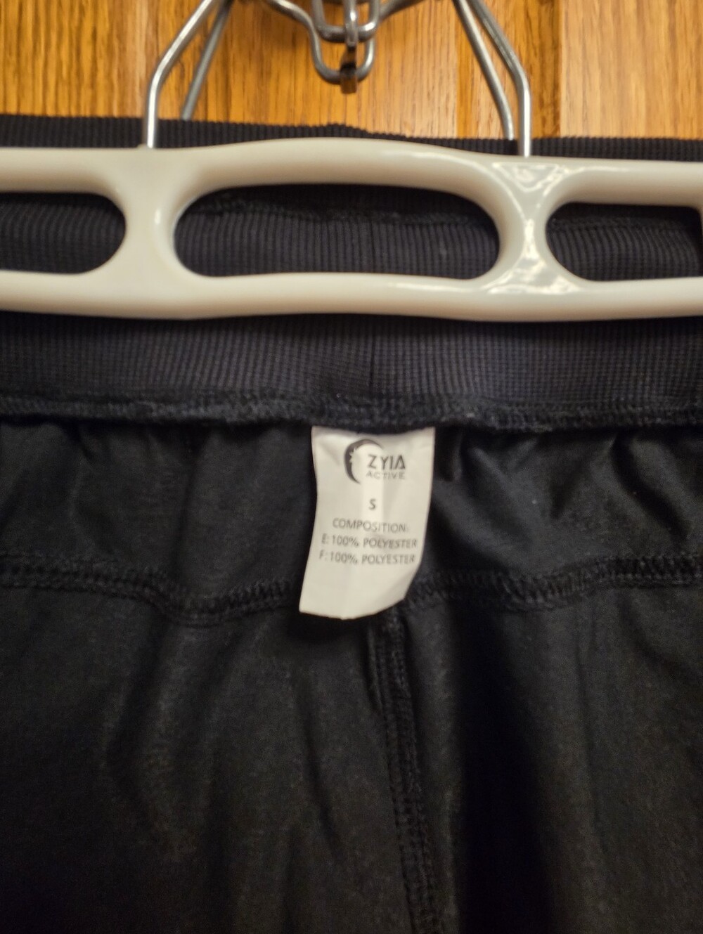Zyia Active Quick Dry Shorts - Picture 7 of 7